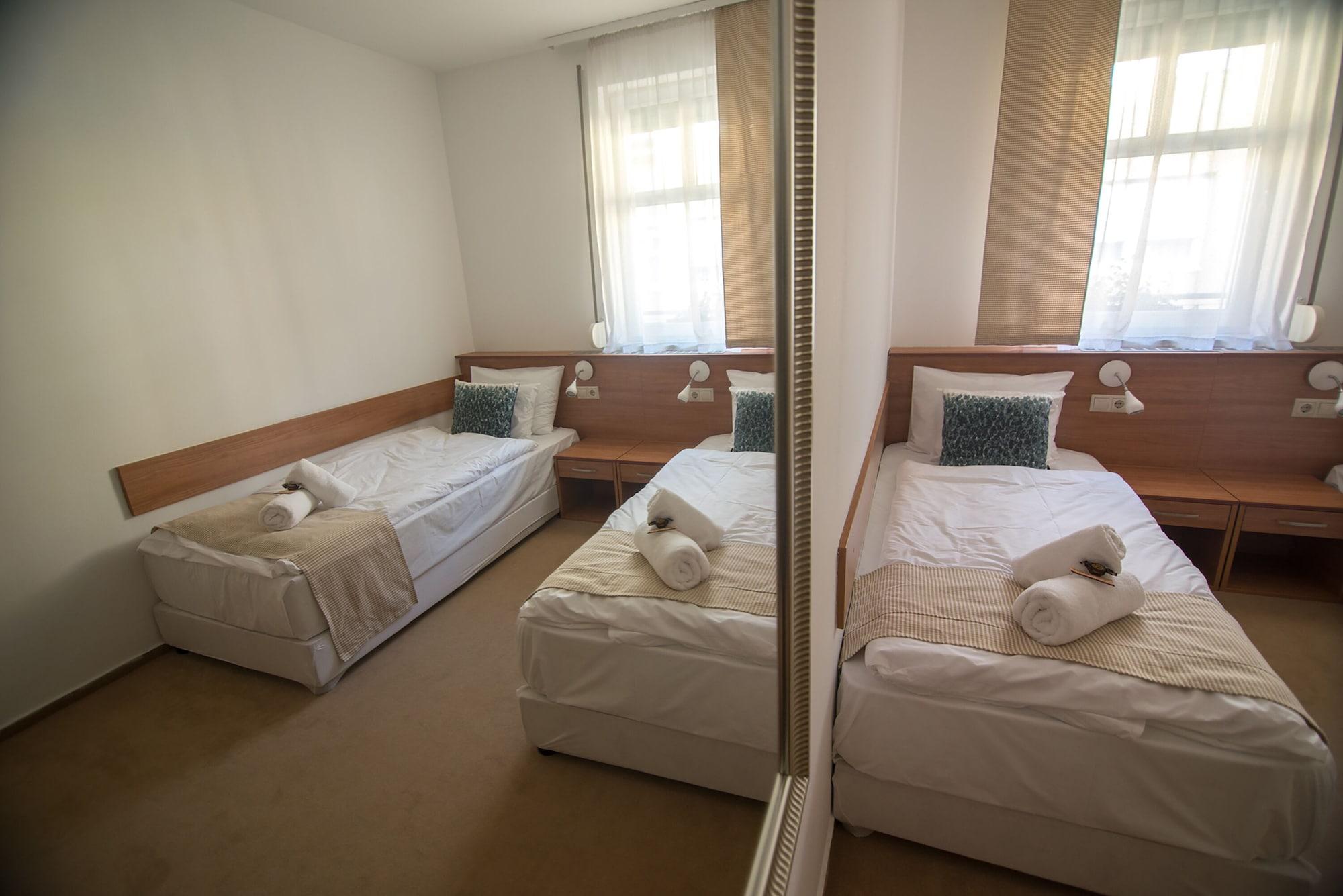 Hotel Civitas Sopron Ngoại thất bức ảnh