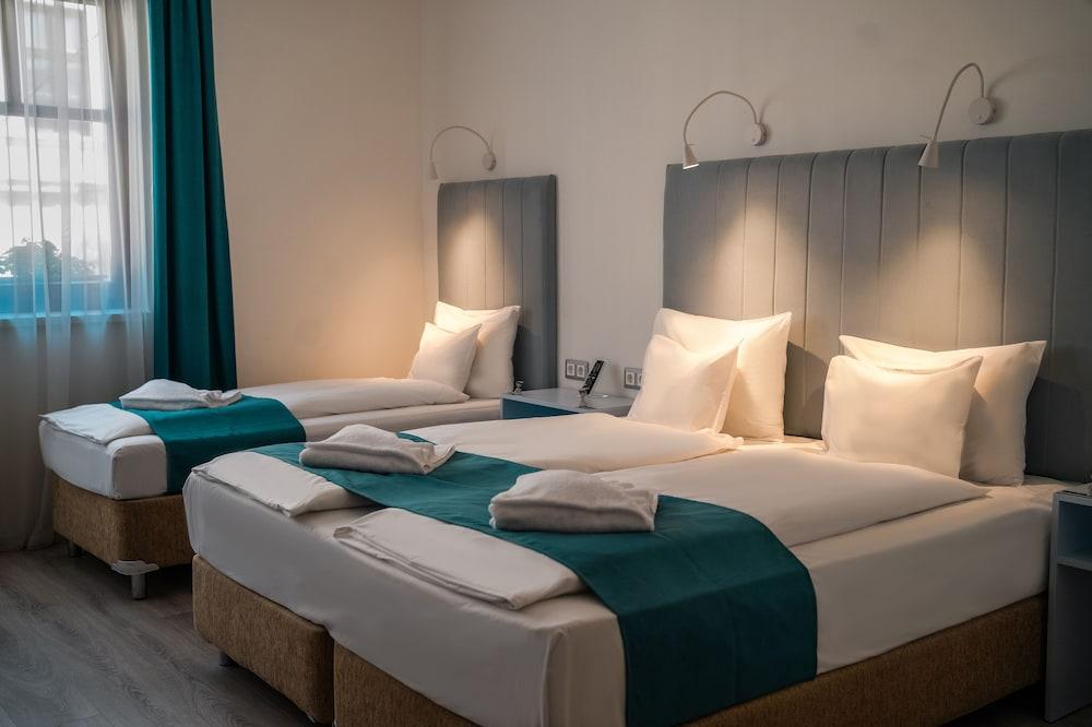 Hotel Civitas Sopron Ngoại thất bức ảnh